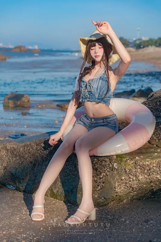 咬一口兔娘(黏黏团子兔) – NO.085『海の夏日』Shotgun 6